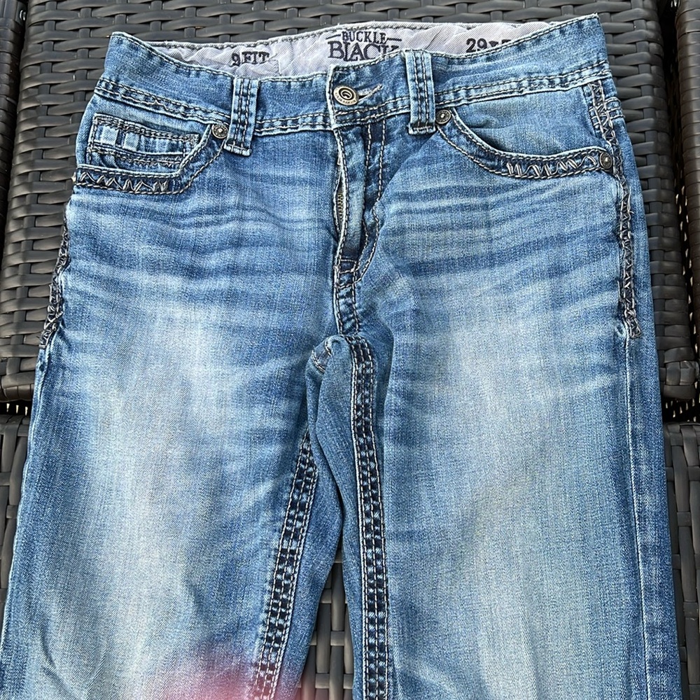 BUCKLE BLACK JEANS